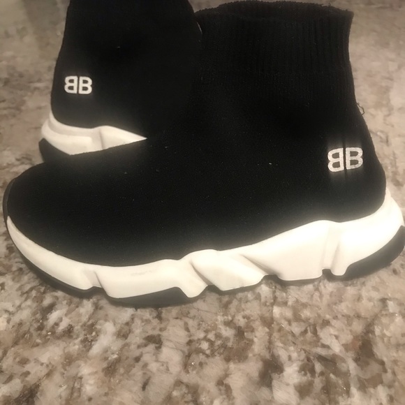 balenciaga kids speed trainers
